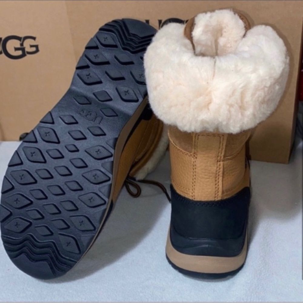 UGG ADIRONDACK III BOOT - Picture 4 of 5